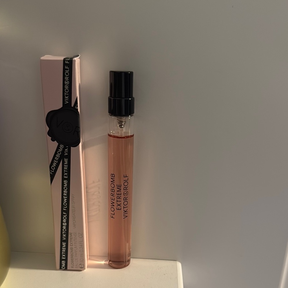 Viktor & Rolf Flowerbomb Extreme
